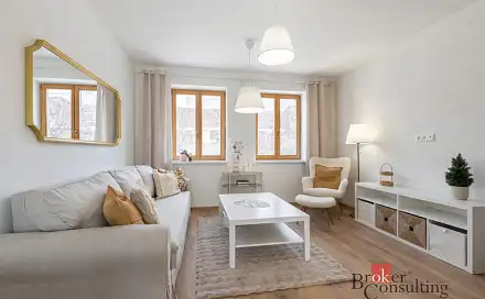 Pronájem bytu 2+kk 50 m², P. Bezruče, Valtice, okres Břeclav