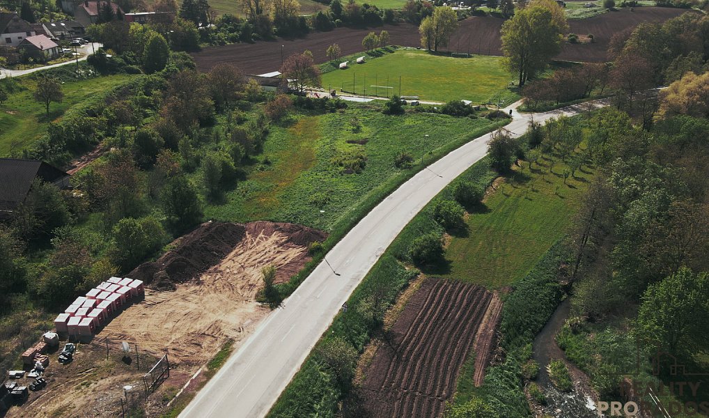 Prodej stavebního pozemku 939 m², Kyjov – náhled fotky 2