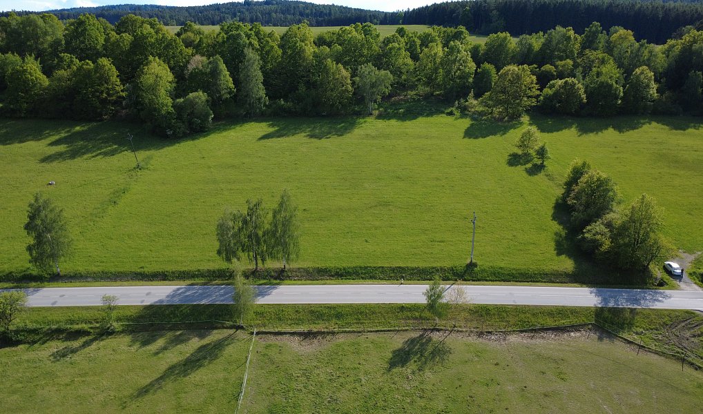 Prodej stavebního pozemku 5 794 m², Albrechtice nad Vltavou – náhled fotky 4