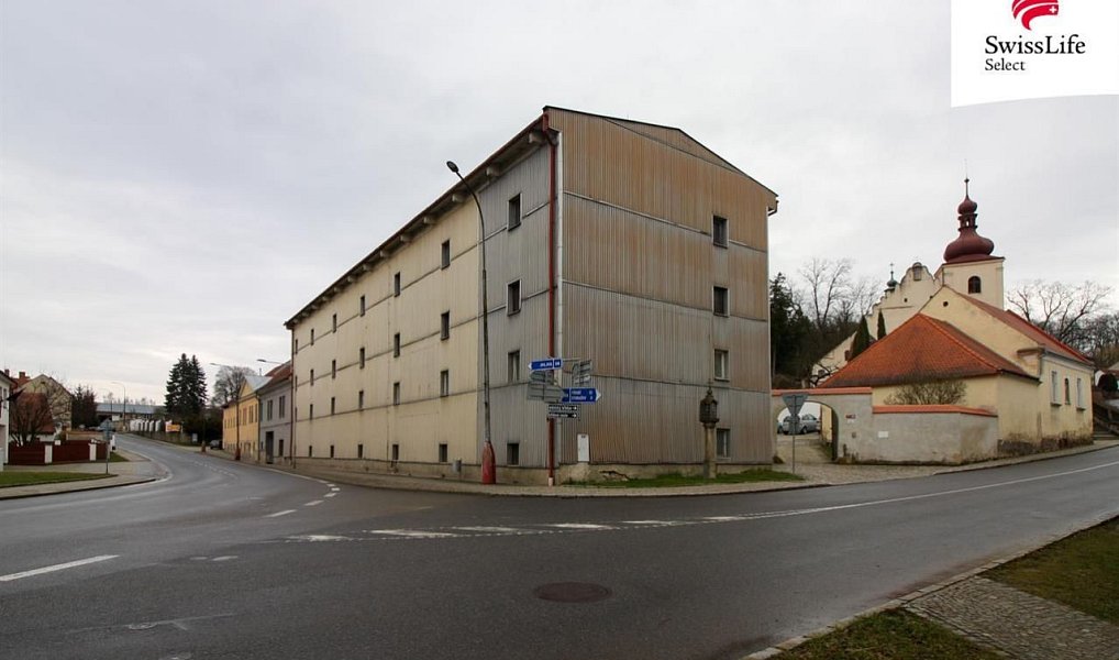 Pronájem obchodních prostor 300 m², Třešť – fotka 1 z 14