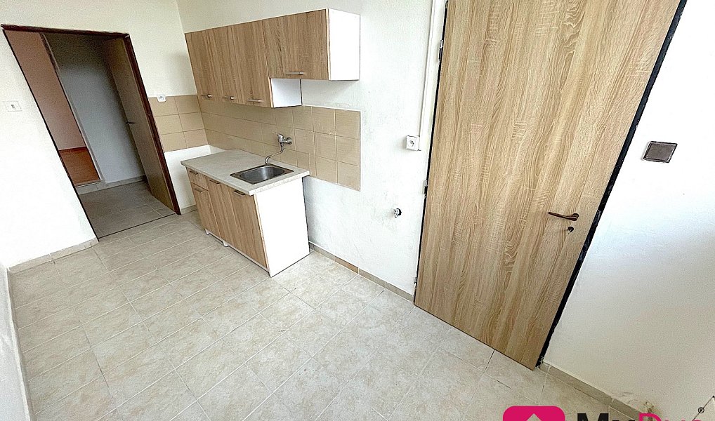Pronájem bytu 2+1 50 m², Znojmo – fotka 1 z 8