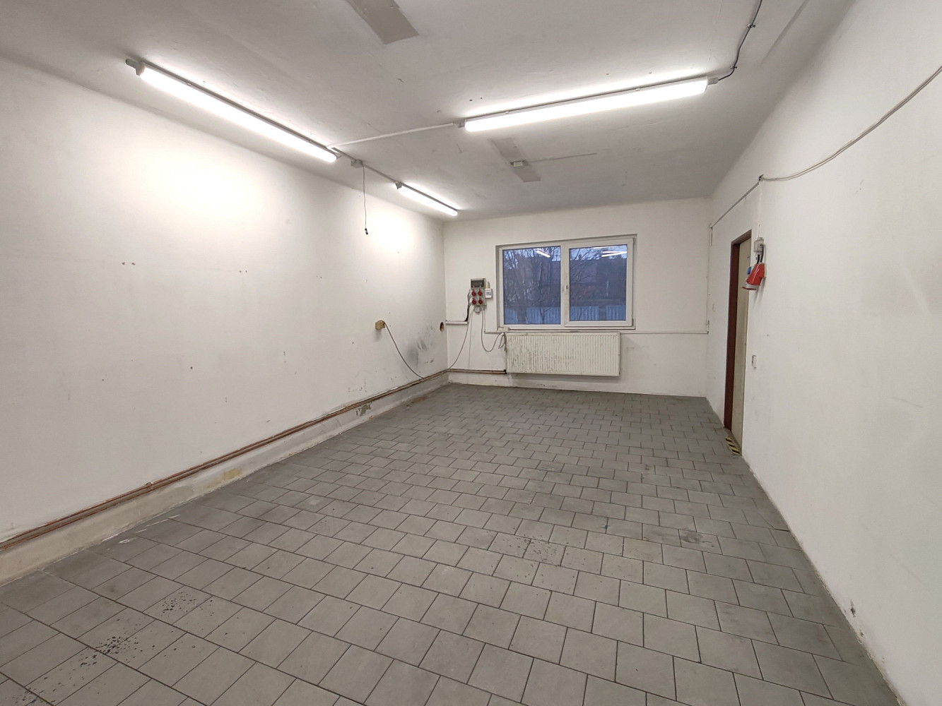 Pronájem obchodních prostor 215 m² — photo 5