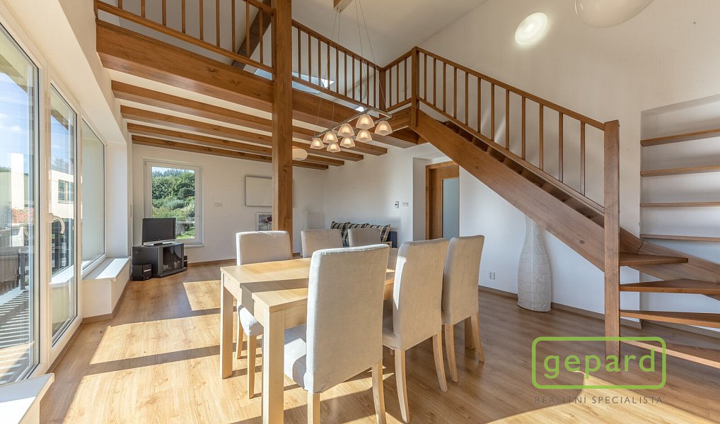 Prodej domu 204 m² s pozemkem 797 m², Sedlčany – náhled fotky 4