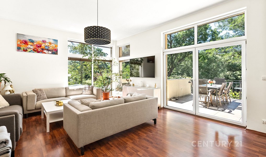 Prodej domu 265 m² s pozemkem 864 m², Mnichovice – náhled fotky 2