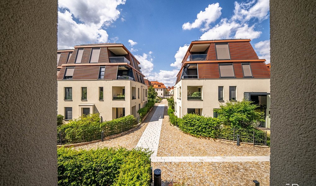 Pronájem bytu 3+kk 95 m², Praha – náhled fotky 22