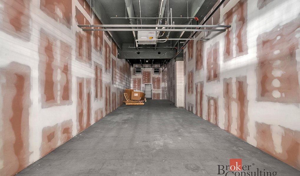 Pronájem obchodních prostor 1 173 m², Hradec Králové – náhled fotky 11