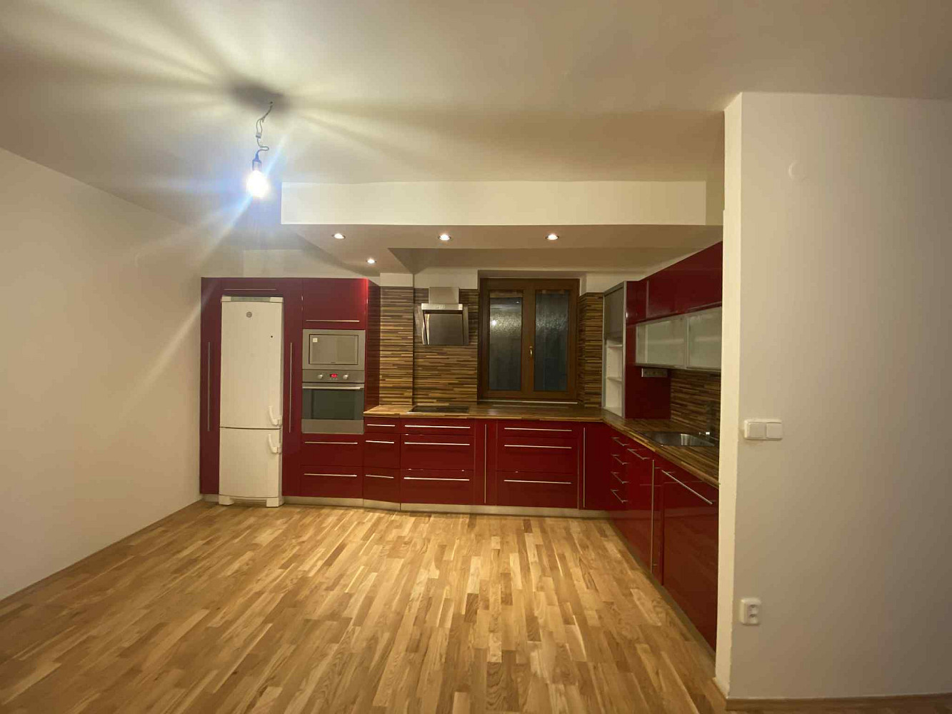 Pronájem bytu 3+1 103 m² — photo 3
