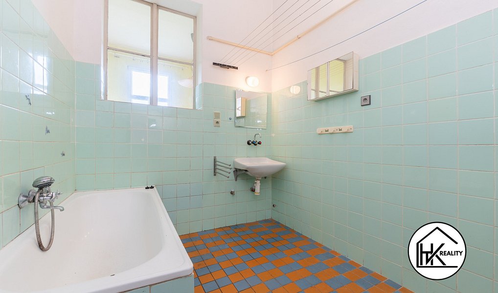 Prodej bytu 2+1 76 m², Teplice – náhled fotky 21