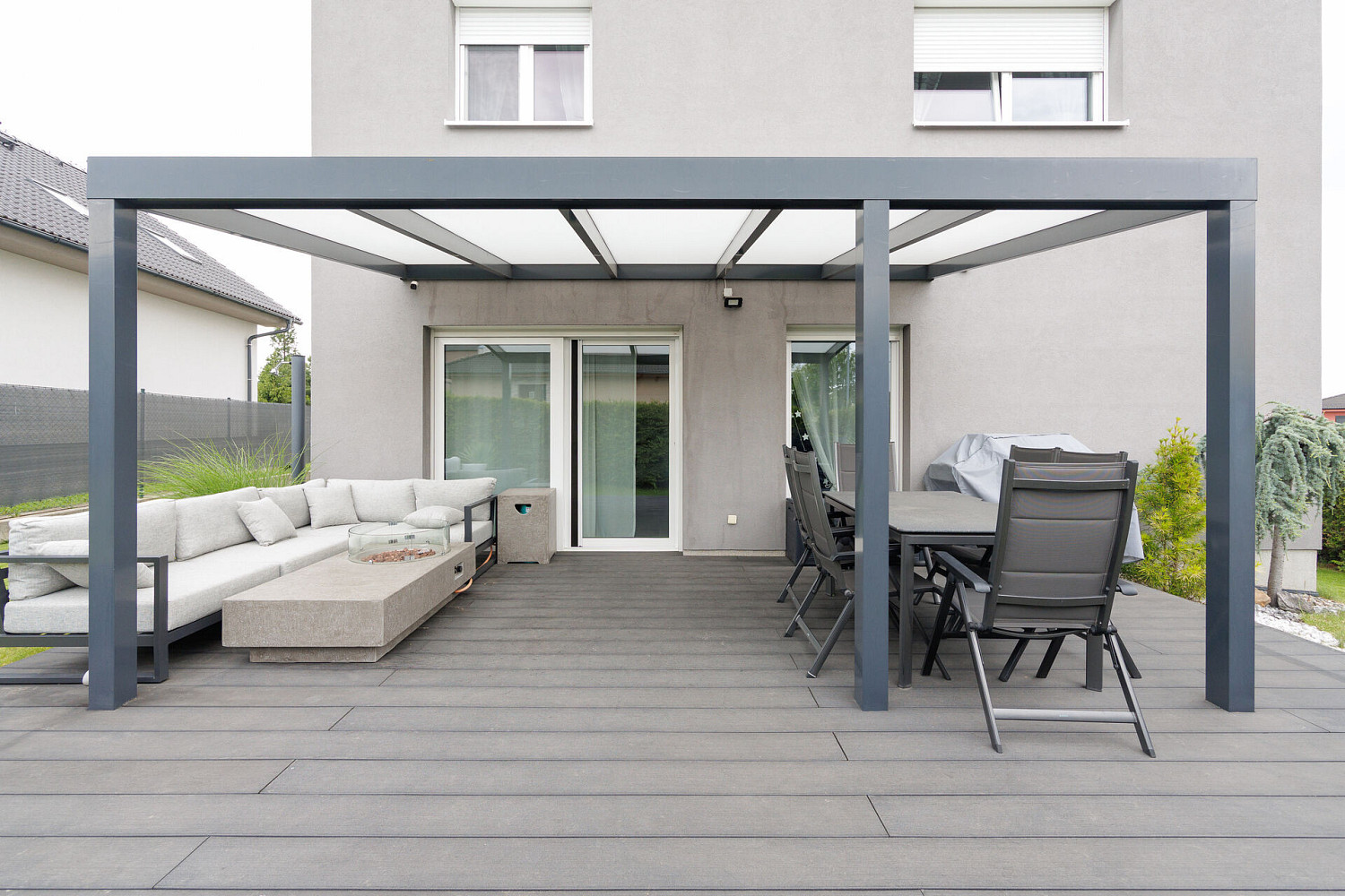 Pronájem domu 202 m² s pozemkem 316 m² – pohled 2