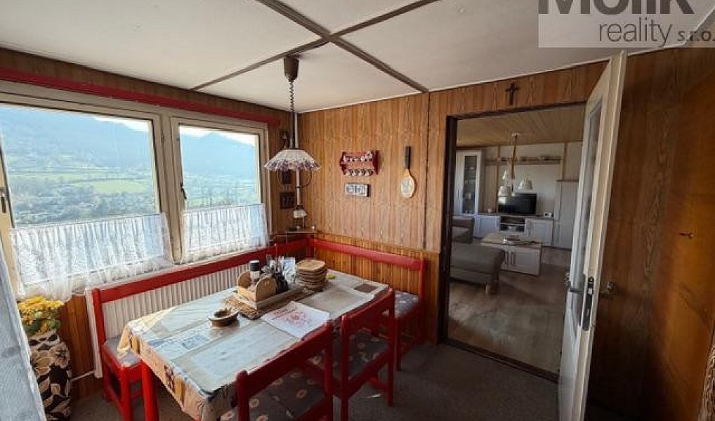 Prodej chaty/chalupy 777 m² s pozemkem 733 m², Dolní Zálezly – náhled fotky 9