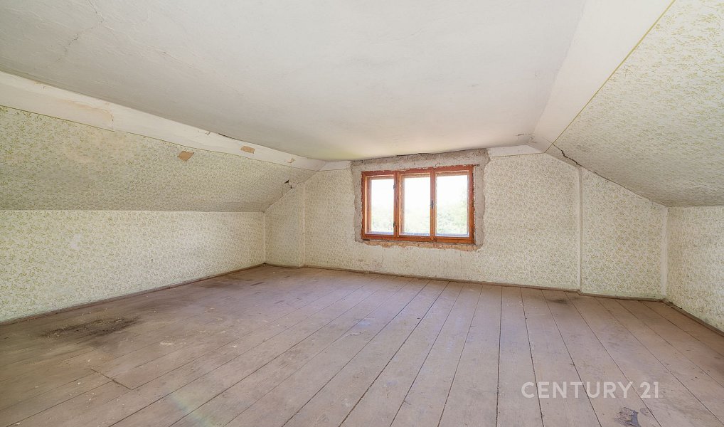 Prodej domu 341 m² s pozemkem 1 120 m², Močovice – náhled fotky 10