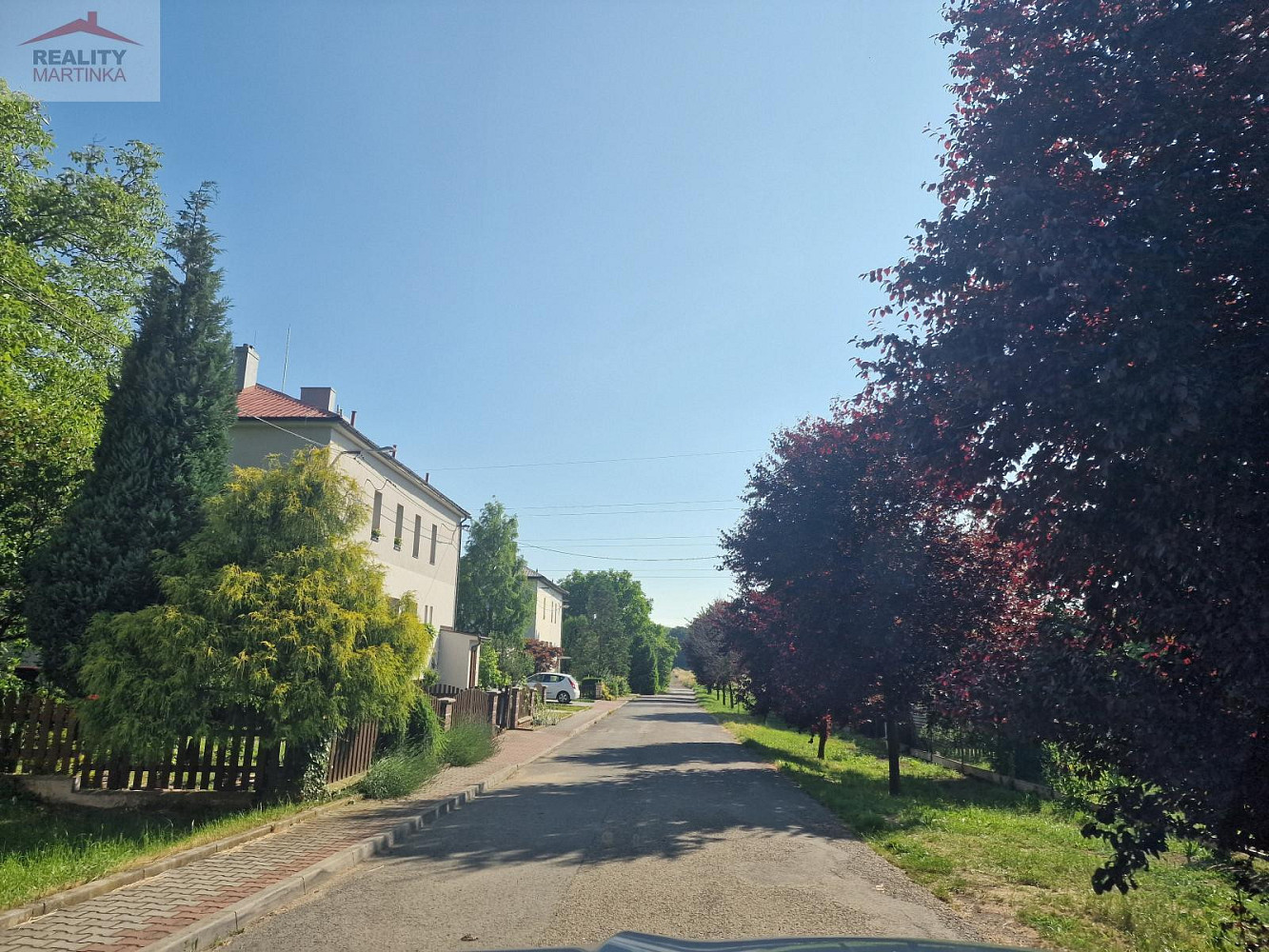 Prodej stavebního pozemku 1 060 m² – pohled 4