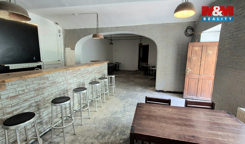 Pronájem obchodních prostor 157 m², Kladno – náhled fotky 2