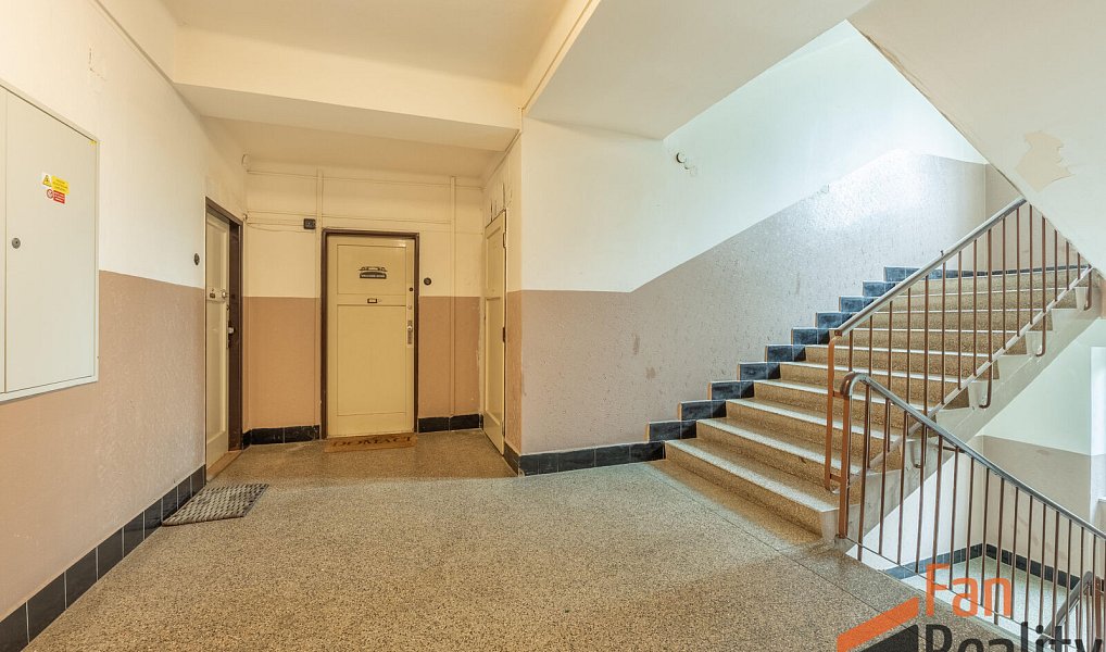 Prodej bytu 3+1 92 m², Praha – náhled fotky 24