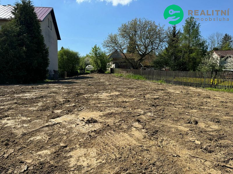 Prodej stavebního pozemku 1 072 m²