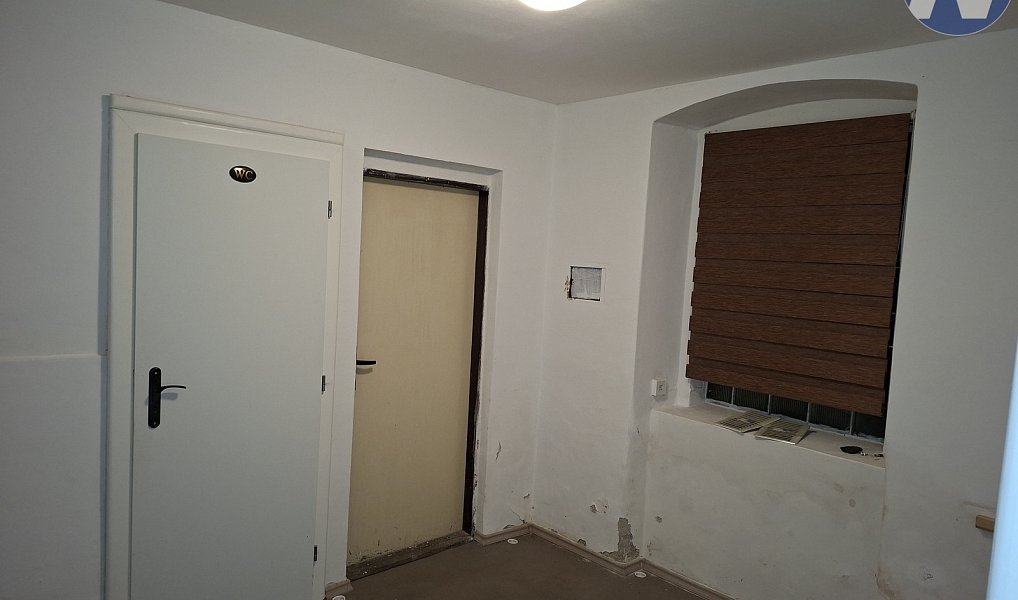 Pronájem obchodních prostor 50 m², Vlachovo Březí – náhled fotky 12
