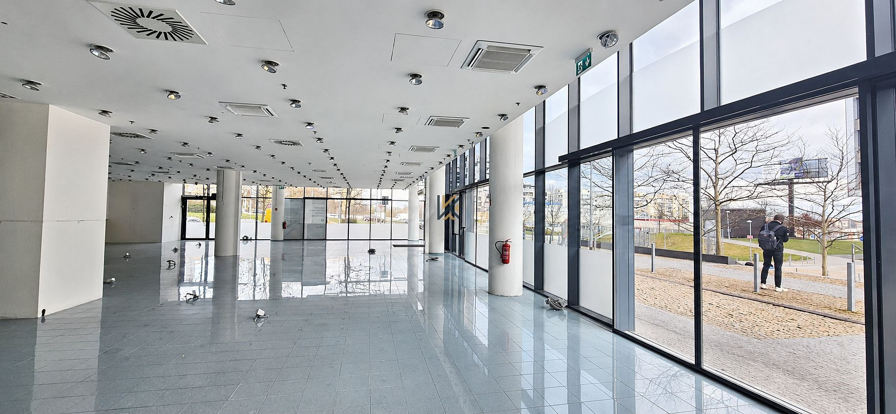 Pronájem obchodních prostor 146 m²