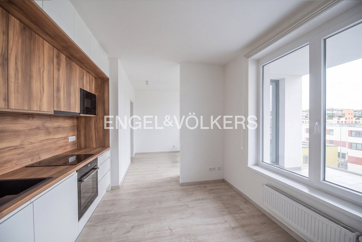 Pronájem bytu 1+kk 33 m² — photo 3