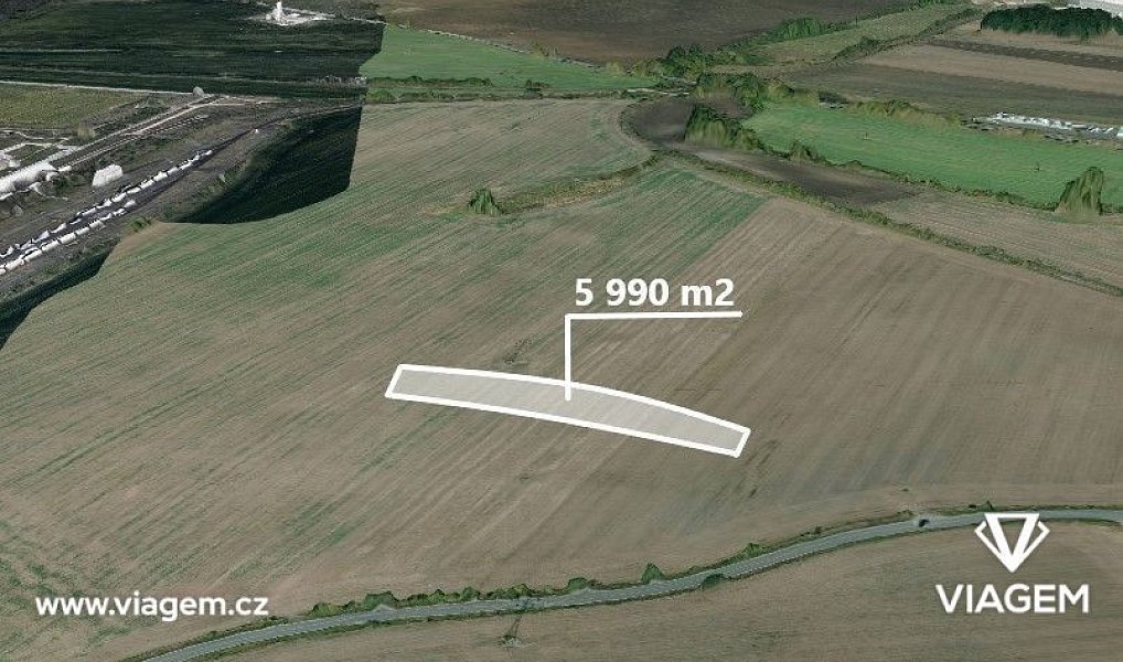 Prodej pole 1 497 m², Kozomín – fotka 1 z 5