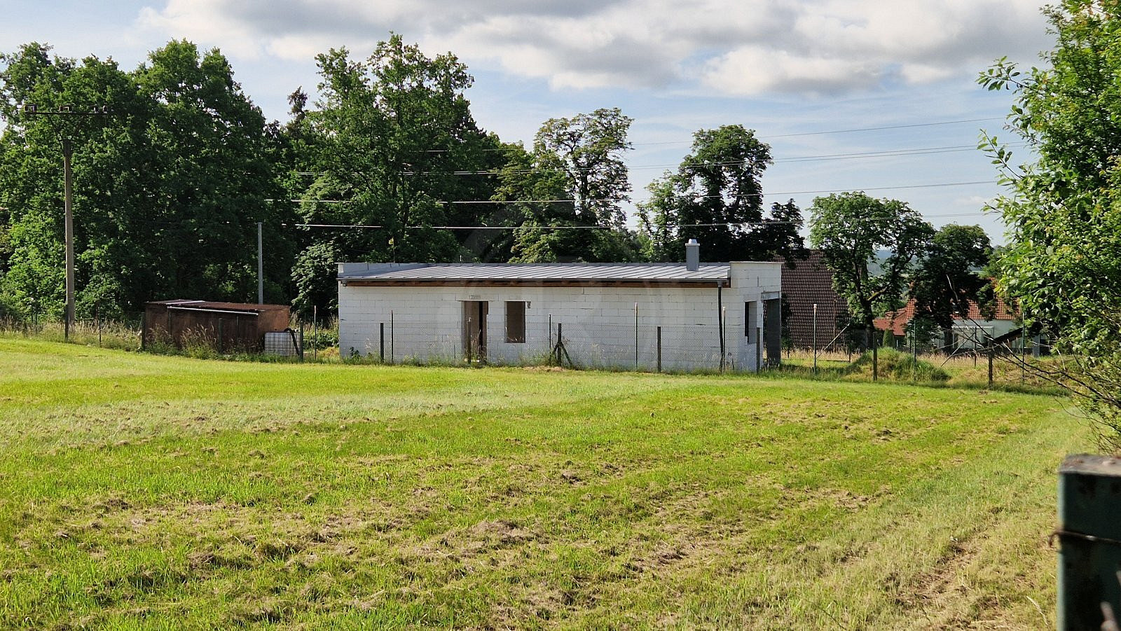 Prodej domu 90 m² s pozemkem 599 m² – pohled 4