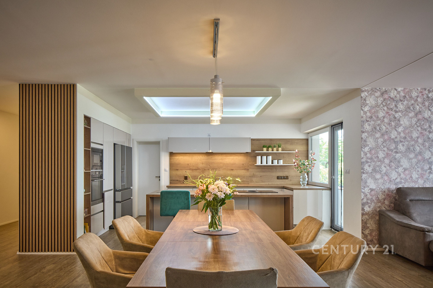 Prodej domu 234 m² s pozemkem 1 546 m² – fotografie 4