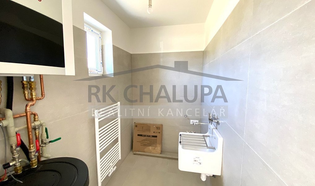 Prodej domu 104 m² s pozemkem 754 m², Hosín – náhled fotky 20