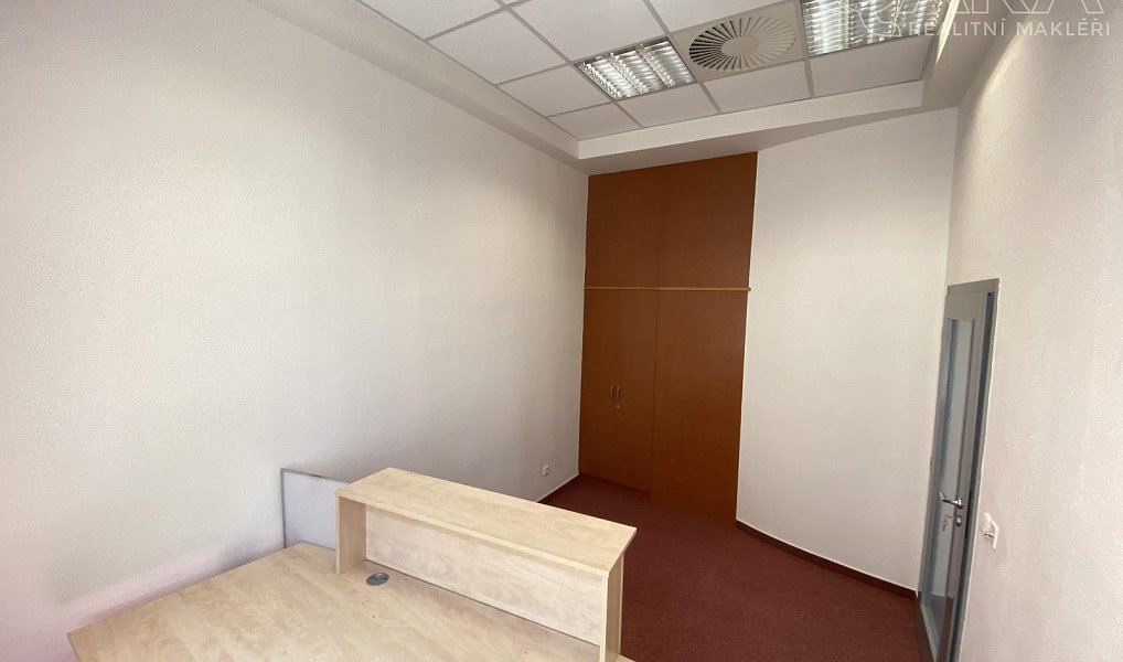 Pronájem kanceláře 15 m², Vyškov – náhled fotky 4