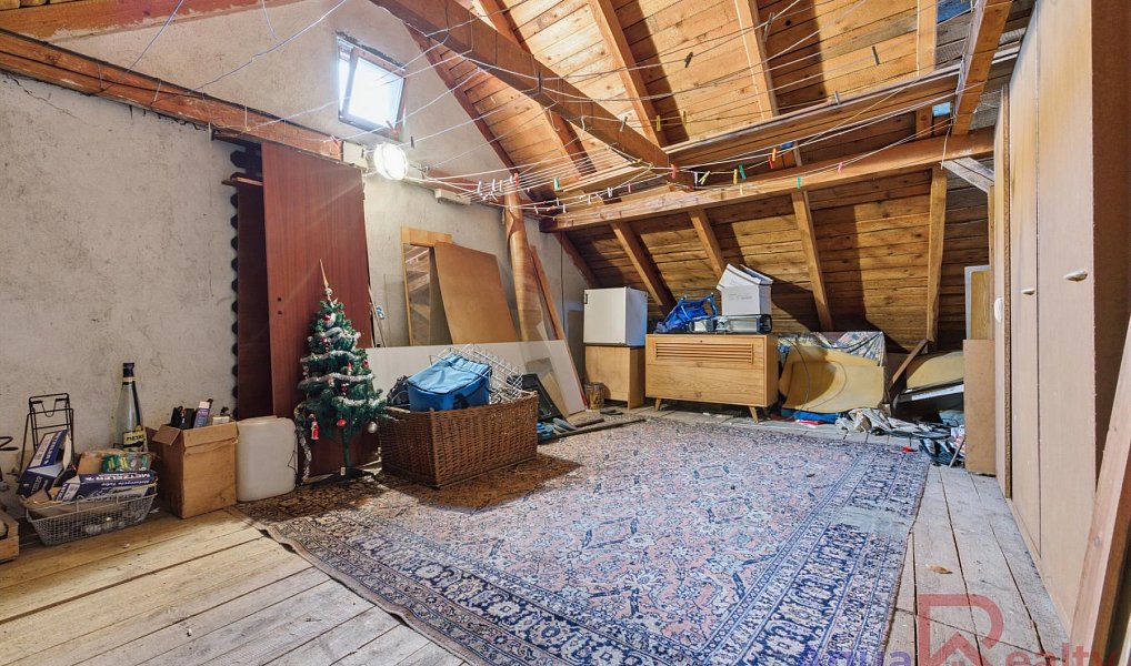 Prodej domu 290 m² s pozemkem 1 076 m², Karlovy Vary – náhled fotky 30
