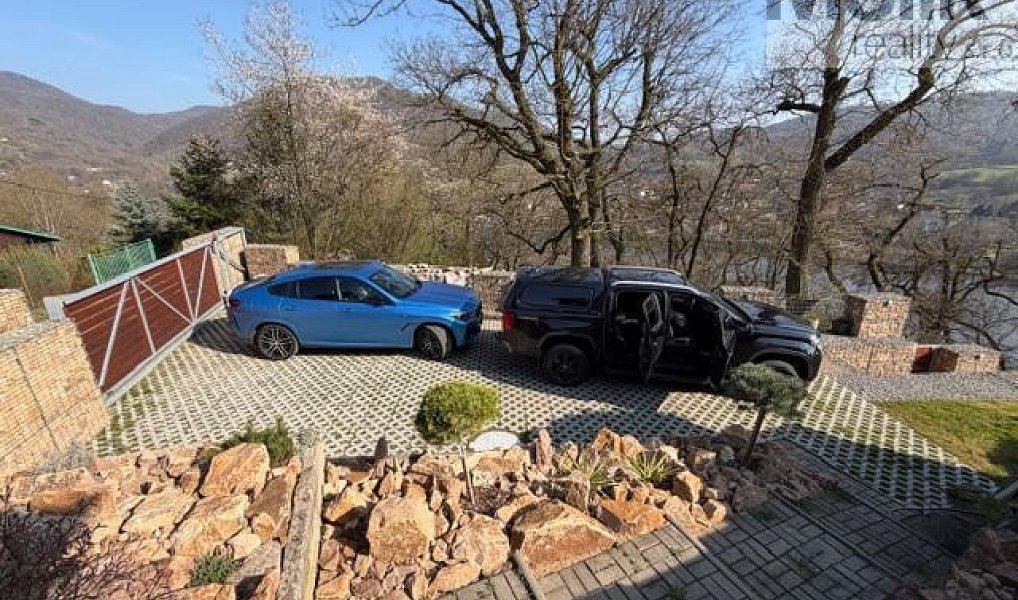 Prodej chaty/chalupy 777 m² s pozemkem 733 m², Dolní Zálezly – náhled fotky 22