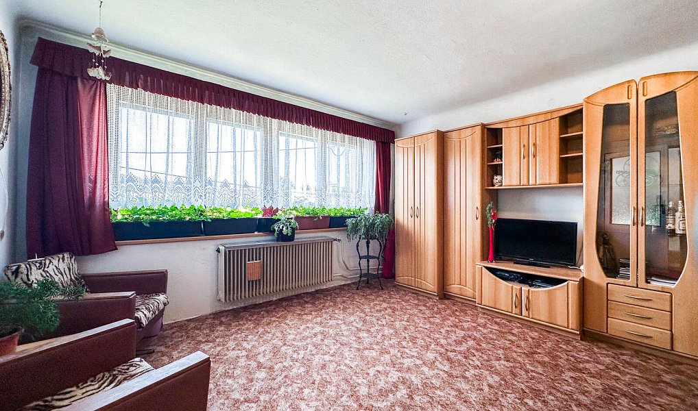 Prodej domu 300 m² s pozemkem 801 m², Komárov – náhled fotky 19