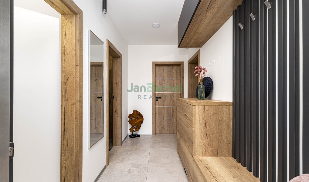 Prodej domu 199 m² s pozemkem 1 598 m², Píšť – náhled fotky 40