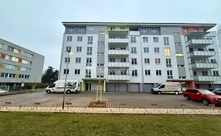 Pronájem bytu 1+kk 30 m², Zahrádky, Uherské Hradiště