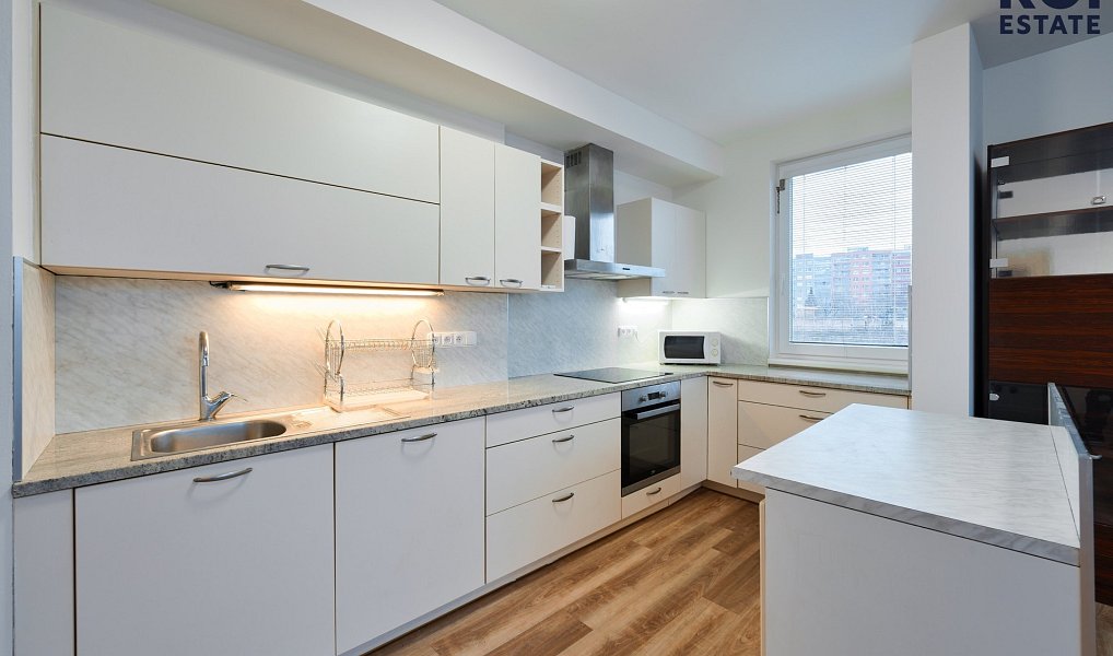 Pronájem bytu 3+kk, 80 m², Černý Most - Praha 14, Praha