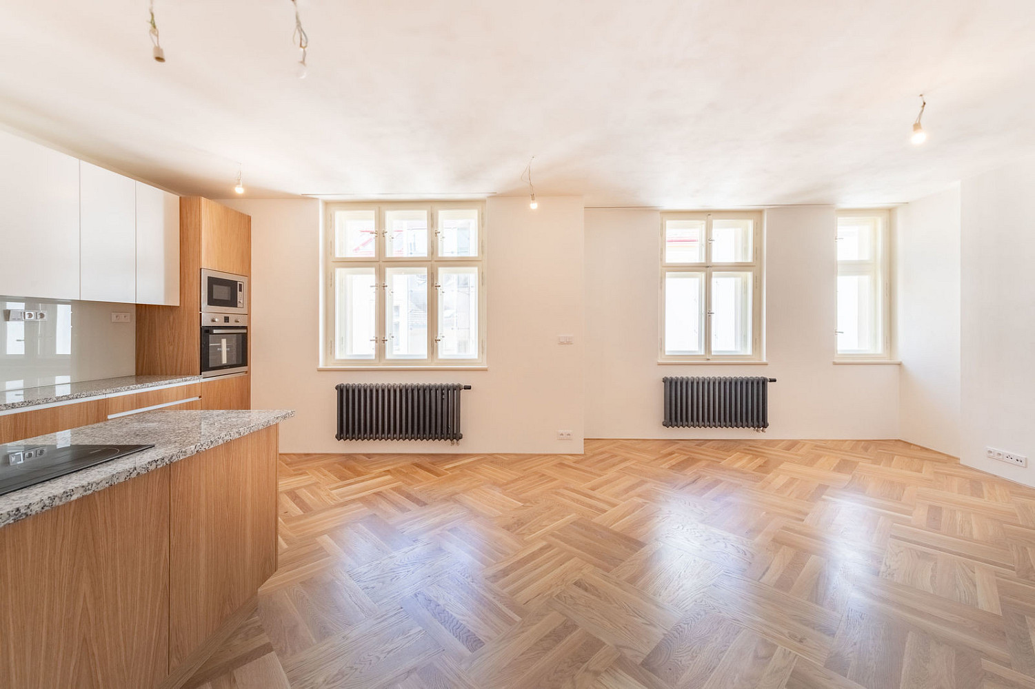 Pronájem bytu 2+kk 99 m², Praha