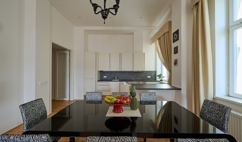 Prodej bytu 2+kk 82 m², Mariánské Lázně – náhled fotky 2