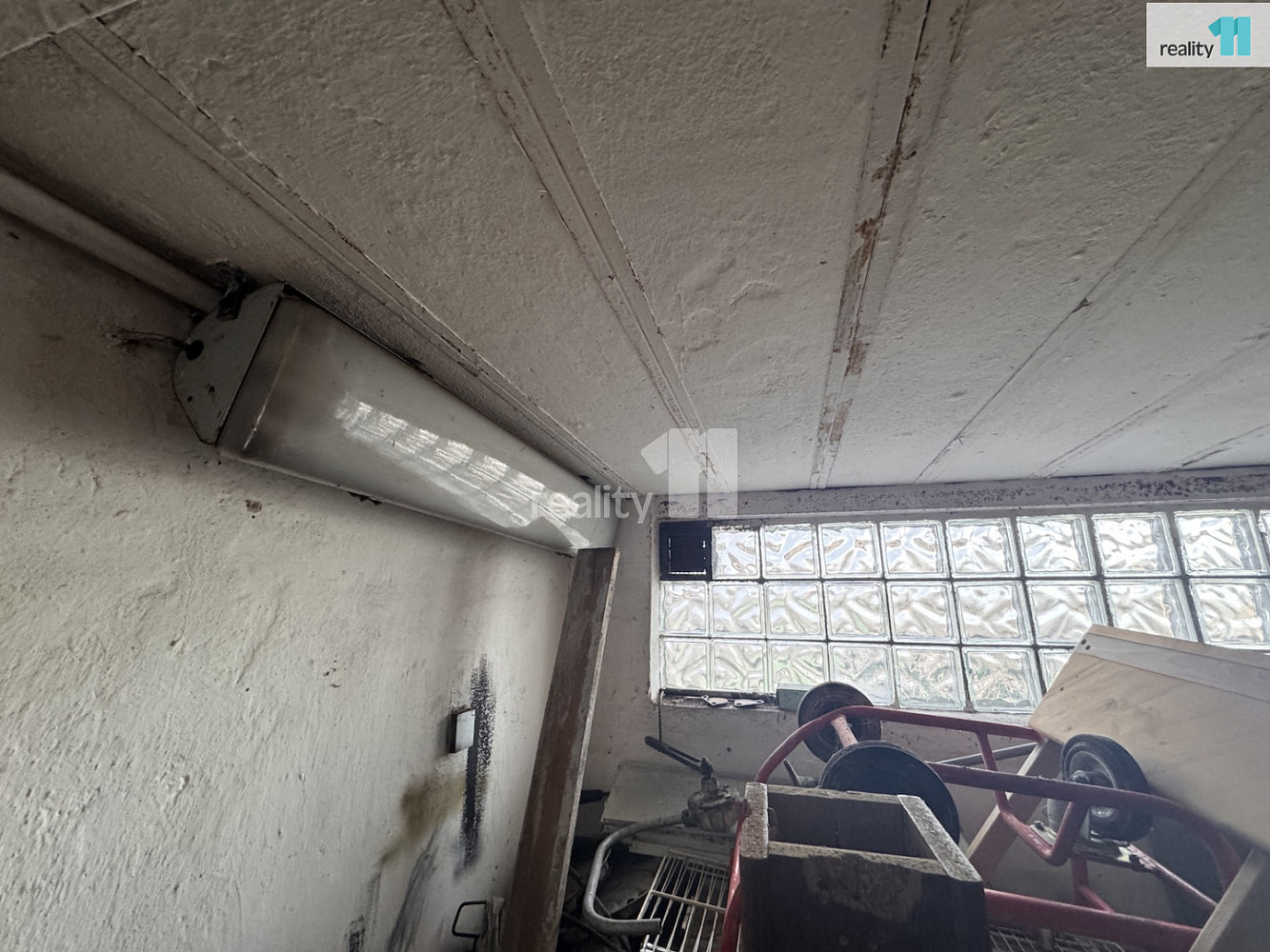 Prodej zděné řadové garáže, 20 m2, šluknov — photo 3