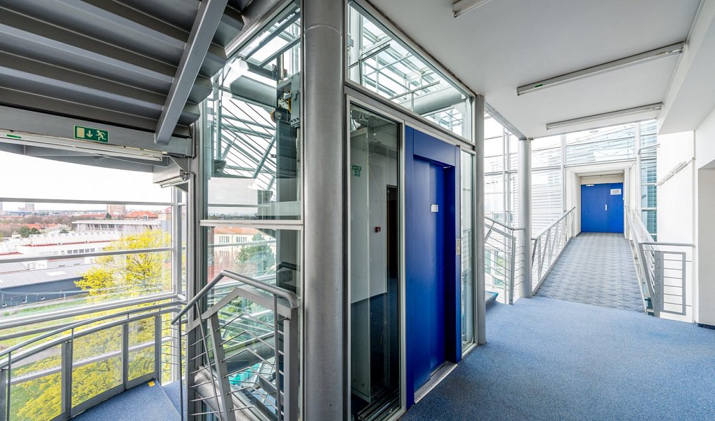 Pronájem kanceláře 87 m², Průhonice – náhled fotky 5