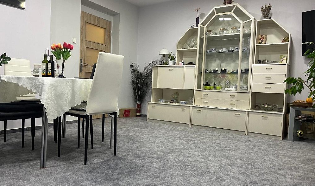 Prodej bytu 3+1 72 m², Kamenice – náhled fotky 4