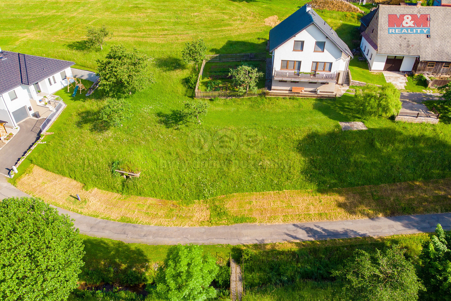 Prodej stavebního pozemku 604 m²