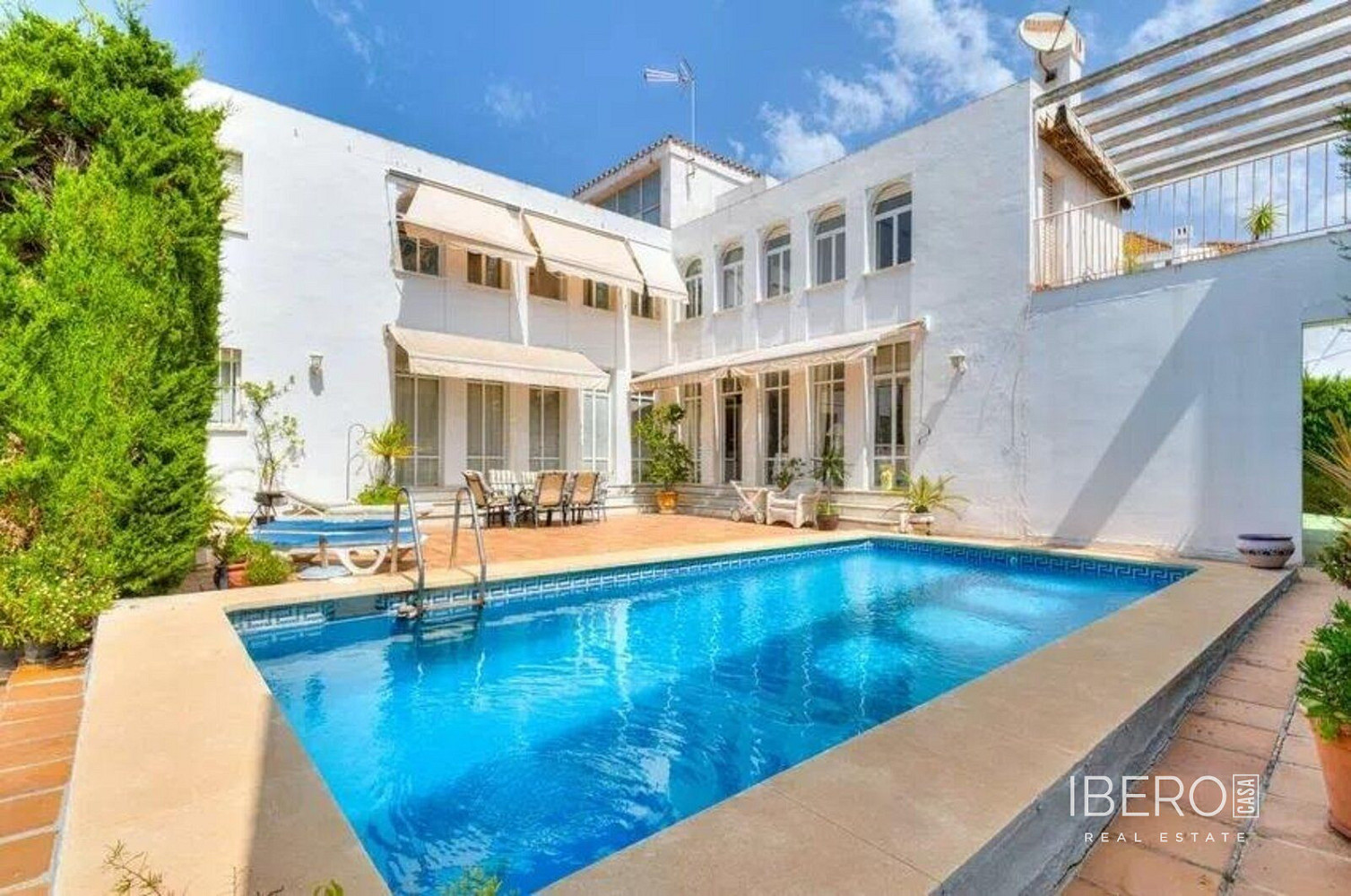 Casa 6+kk – Marbella, Nueva Andalucía - Vista 2