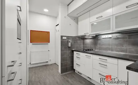 Prodej bytu 2+1 51 m², V. P. Čkalova, Praha 6 - Bubeneč