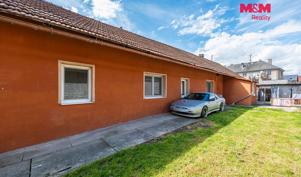 Prodej domu 108 m² s pozemkem 438 m², Bobnice – náhled fotky 11