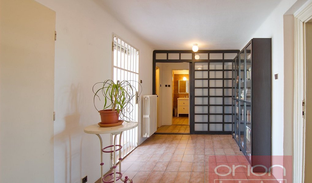 Prodej domu 392 m² s pozemkem 788 m², Praha – náhled fotky 8