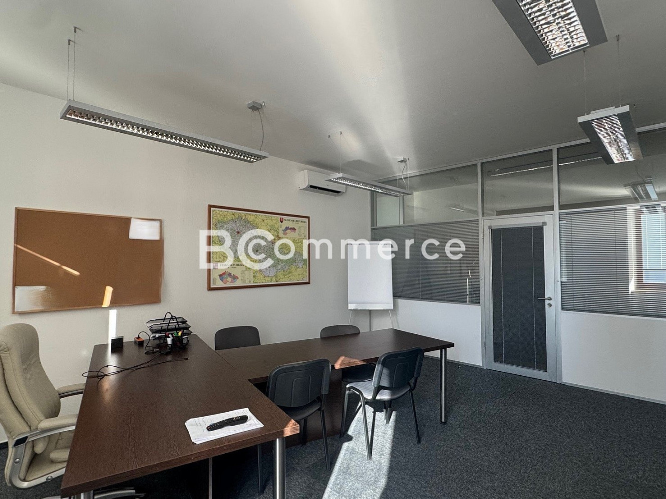 Pronájem kanceláře 103 m² — photo 4