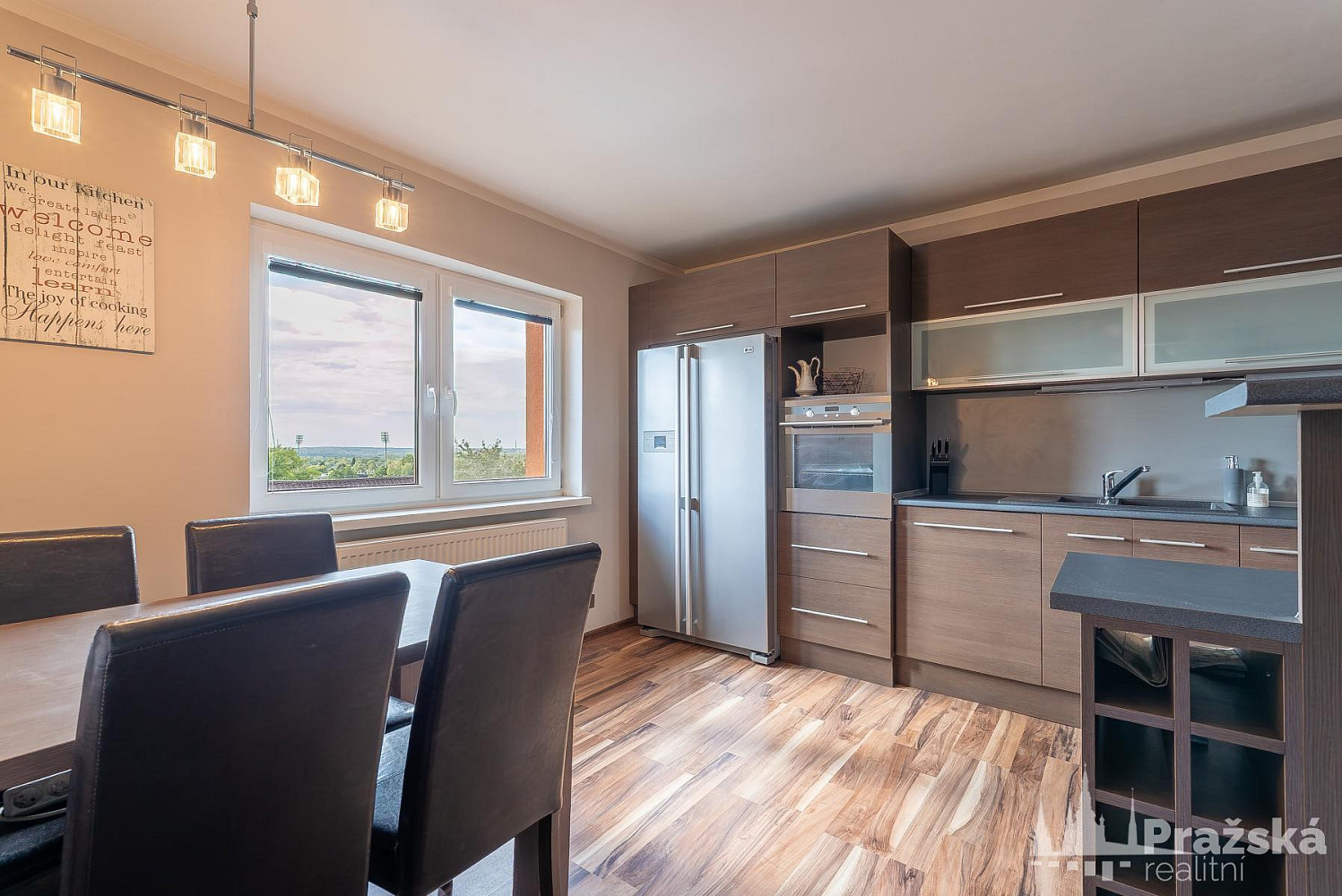 Prodej domu 380 m² s pozemkem 1 000 m² – fotografie 4