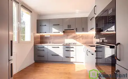 Prodej bytu 3+1 84 m², Peškova, Ústí nad Labem - Mojžíř
