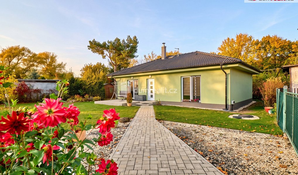 Prodej domu 90 m² s pozemkem 667 m², Hájek – fotka 1 z 25