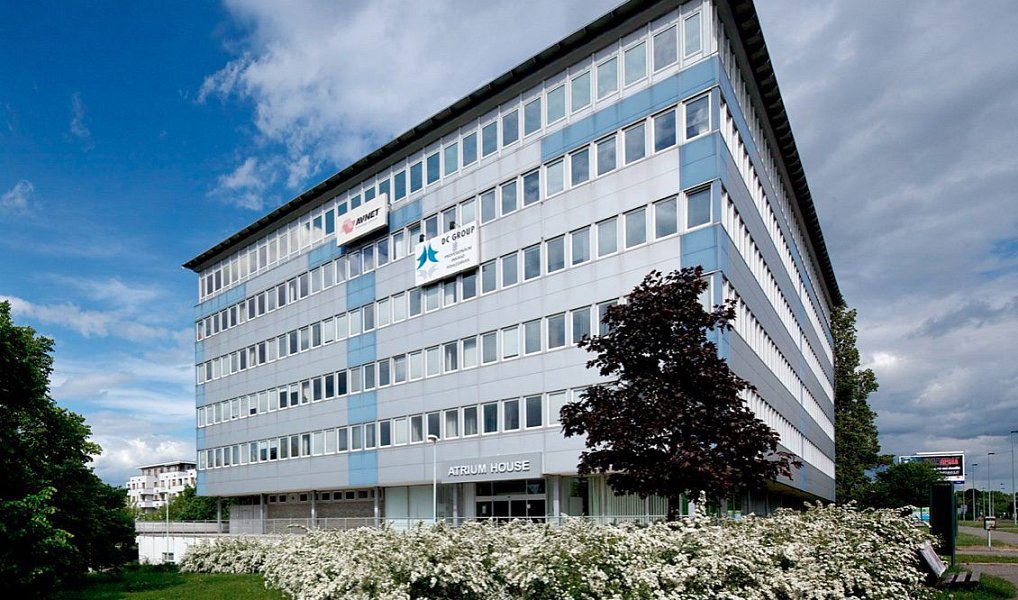 Pronájem obchodních prostor 142 m², Praha – fotka 1 z 10