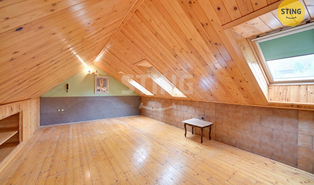 Prodej domu 400 m² s pozemkem 852 m², Zlín – náhled fotky 17