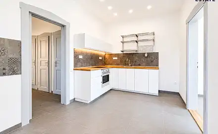 Pronájem bytu 2+1 100 m²